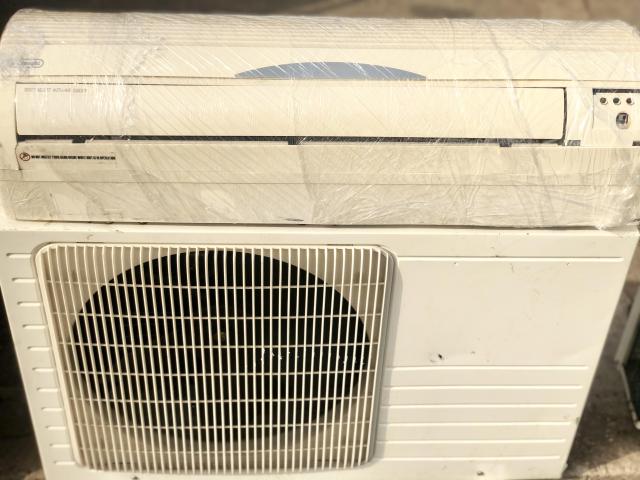 Home used air conditioner (1.5 horse power) - 1
