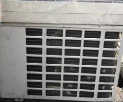 Home used air conditioner (1.5 horse power)