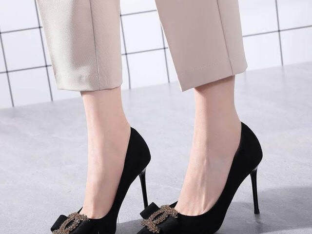 Ladies heels - 1
