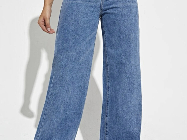 Baggy jeans available - 6/8