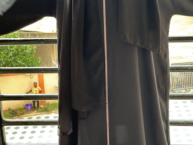 Beautiful thrift abayas for sale - 1
