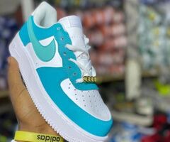 Very comfortable and affordable sneakers for both genders