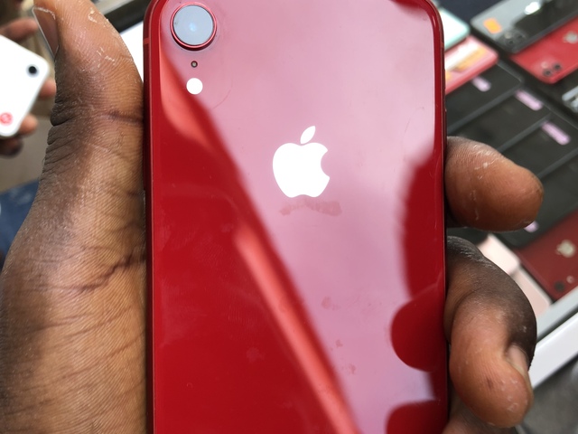 Red new UK used XR. Everything is working perfect. - 1
