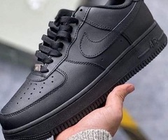 Airforce 1 sneakers