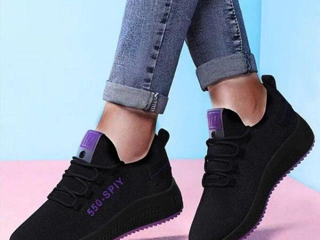Fashion Soft Sole Lace Up Sneakers - 1/1
