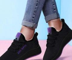Fashion Soft Sole Lace Up Sneakers