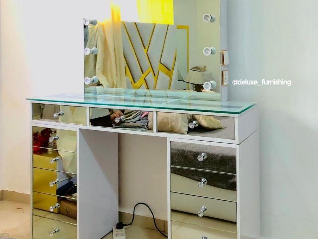 Vanity Piece dressing table with lights - 1