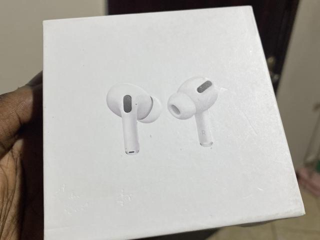 AirPods Pro for sale - 2/2